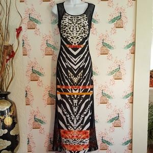Frank Lyman size 6 maxi dress